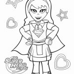 Supergirl z peleryną i symbolem S na piersi, do kolorowania dla dzieci.