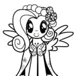 Kolorowanka Fluttershy z motylami i kwiatami do druku.
