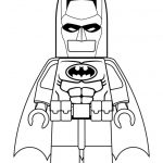 Lego Batman do kolorowania, czarno-biała ilustracja dla dzieci.