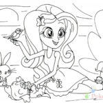 Kolorowanka do wydrukowania z postaciami My Little Pony Equestria Girls.