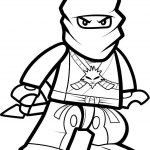 Czarno-biała kolorowanka Ninjago do wydrukowania dla dzieci.