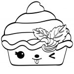 Kolorowanka muffinka z truskawkami do druku dla dzieci.