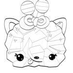 Kolorowanka Num Noms z kryształem i słodkimi elementami.