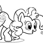Kolorowanka Pinkie Pie i krokodyl do wydrukowania.