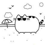Pusheen w okularach na plaży z parasolem i chmurami.